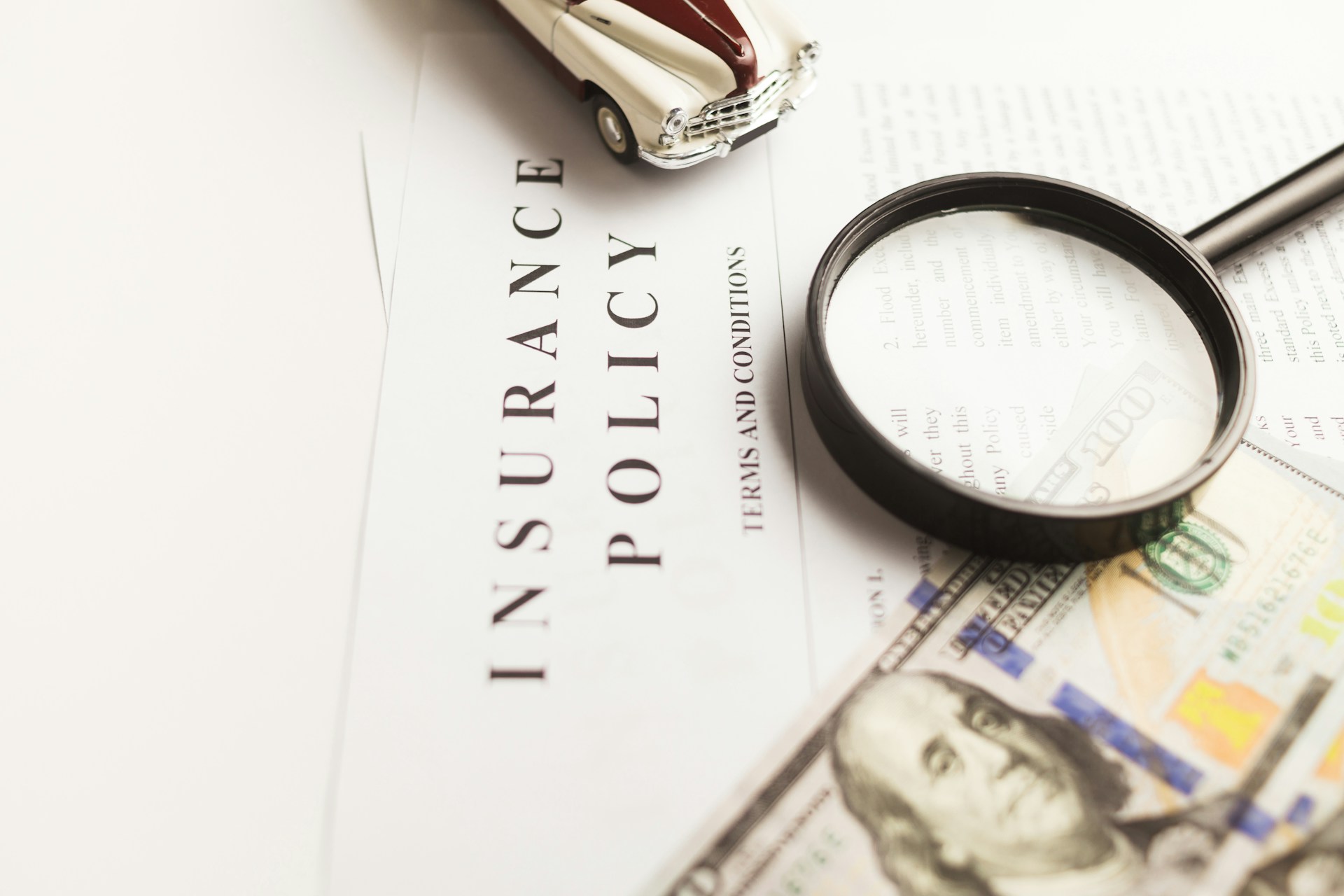 How the Right Broker Makes Life Insurance Simple in Toronto